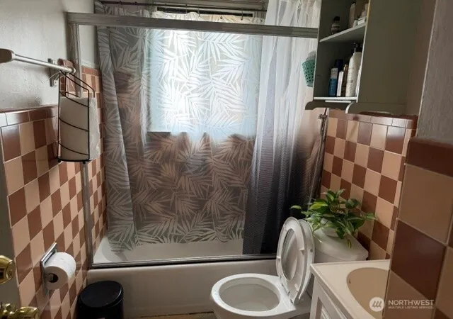 Photo 2 of Single family home for sale at 6715 Delridge Way Sw, Seattle, WA 98106 | MLS# NWM2542084 | Listing updated on 2026-09-22