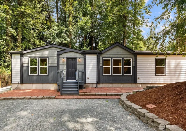 Photo 1 of Manufactured home for sale at 41675 S Shore Dr, Concrete, WA 98237 | MLS# NWM2542086 | Listing updated on 2026-09-22