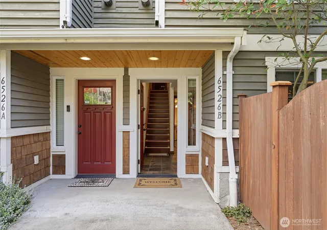 Photo 2 of Townhouse for sale at 6526 34th Avenue Ne #B, Seattle, WA 98115 | MLS# NWM2542089 | Listing updated on 2026-09-24