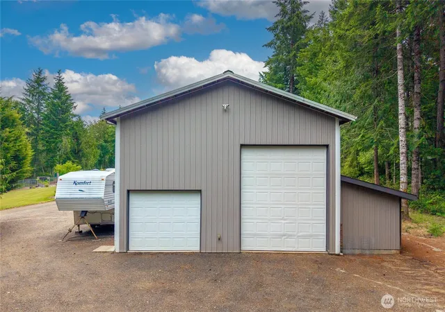 Photo 3 of Sale Pending at 1825 W Deegan Rd E, Shelton, WA 98584 | MLS# NWM2542190 | Listing updated on 2026-09-17