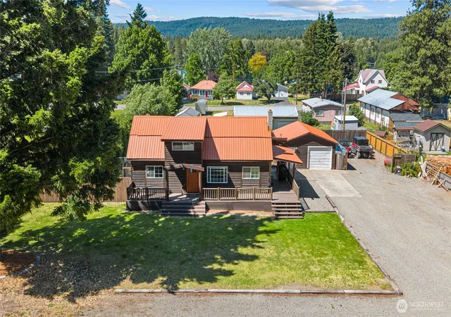 Photo 1 of Single family home for sale at 812 Madison Ave, South Cle Elum, WA 98943 | MLS# NWM2542207 | Listing updated on 2026-09-22