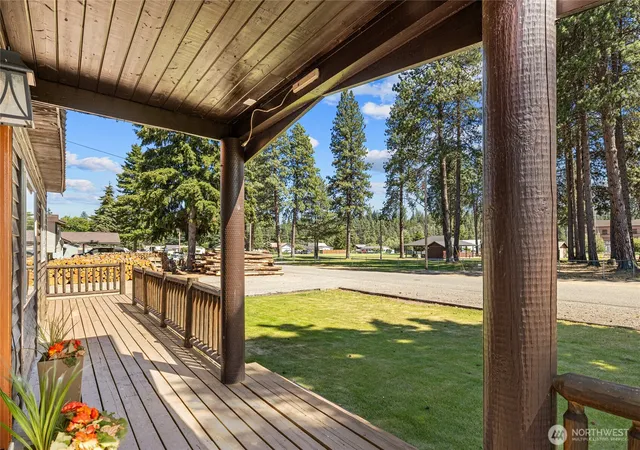 Photo 3 of Single family home for sale at 812 Madison Ave, South Cle Elum, WA 98943 | MLS# NWM2542207 | Listing updated on 2026-09-22