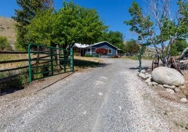 Photo 2 of Single family home for sale at 301 Main St, Riverside, WA 98849 | MLS# NWM2542321 | Listing updated on 2026-09-22