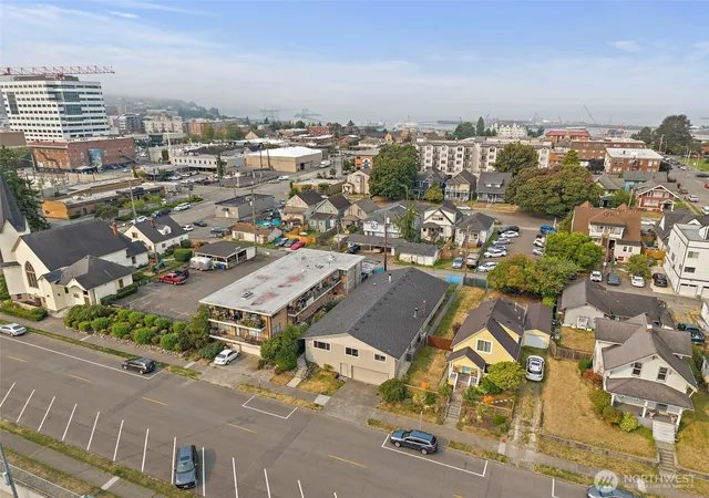 Photo 2 of Multi family home for sale at 2516 Rockefeller Ave #A, B, Everett, WA 98201 | MLS# NWM2542338 | Listing updated on 2026-09-22