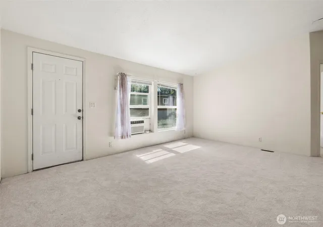 Photo 4 of Manufactured home for sale at 22312 92Nd Ave Ct E, Graham, WA 98338 | MLS# NWM2542358 | Listing updated on 2026-09-28