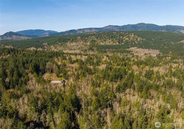 Photo 1 of Manufactured home for sale at 350 Cheetah Ln, Sedro Woolley, WA 98284 | MLS# NWM2542415 | Listing updated on 2026-09-22