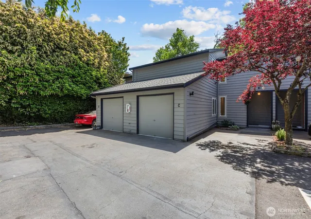 Photo 3 of Condo for sale at 15628 8th Avenue SW #C, Burien, WA 98166 | MLS# NWM2542419 | Listing updated on 2026-09-22