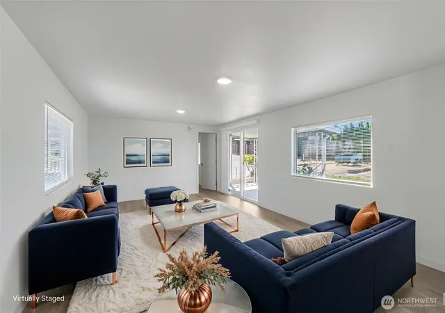 Photo 3 of Manufactured home for sale at 1415 84th Street Se #210, Everett, WA 98208 | MLS# NWM2542434 | Listing updated on 2026-09-22