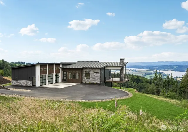 Photo 1 of Sale Pending at 340 Anderson Dr, Kalama, WA 98625 | MLS# NWM2542447 | Listing updated on 2026-09-27