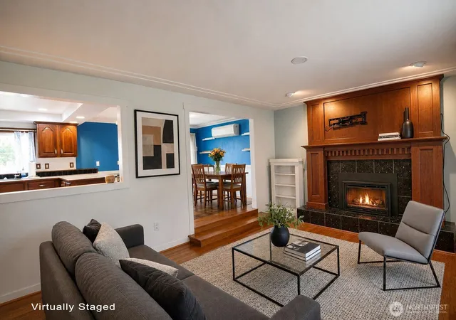 Photo 3 of Single family home for sale at 210 Shadow Ln NE, Olympia, WA 98506 | MLS# NWM2542460 | Listing updated on 2026-09-24