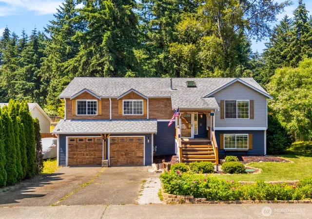 Photo 1 of Single family home for sale at 4101 Arbor Dr Se, Lacey, WA 98503 | MLS# NWM2542461 | Listing updated on 2026-09-22