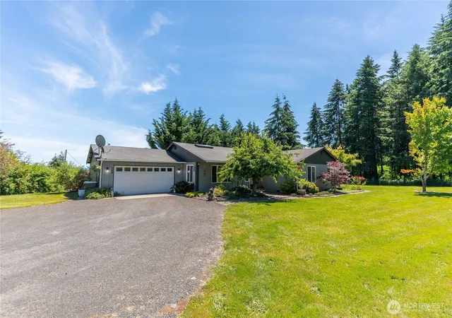 Photo 2 of Single family home for sale at 120 Joy Ln, Chehalis, WA 98532 | MLS# NWM2542504 | Listing updated on 2026-09-28