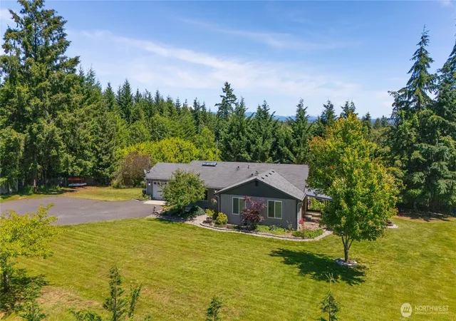 Single family home for sale at 120 Joy Ln, Chehalis, WA 98532 | MLS# NWM2542504