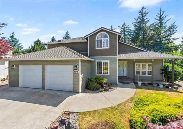 Photo 2 of Single family home for sale at 1815 Crosby Ct Sw, Tumwater, WA 98512 | MLS# NWM2542505 | Listing updated on 2026-09-29