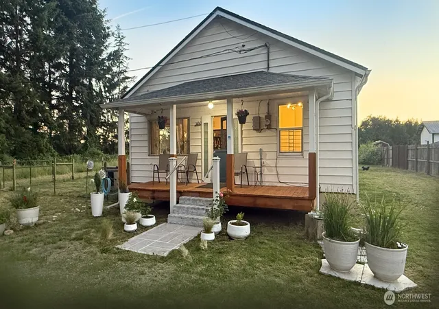 Photo 1 of Sale Pending at 16743 Bucoda Hwy Se, Tenino, WA 98589 | MLS# NWM2542527 | Listing updated on 2026-09-22