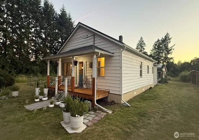 Photo 2 of Sale Pending at 16743 Bucoda Hwy Se, Tenino, WA 98589 | MLS# NWM2542527 | Listing updated on 2026-09-22