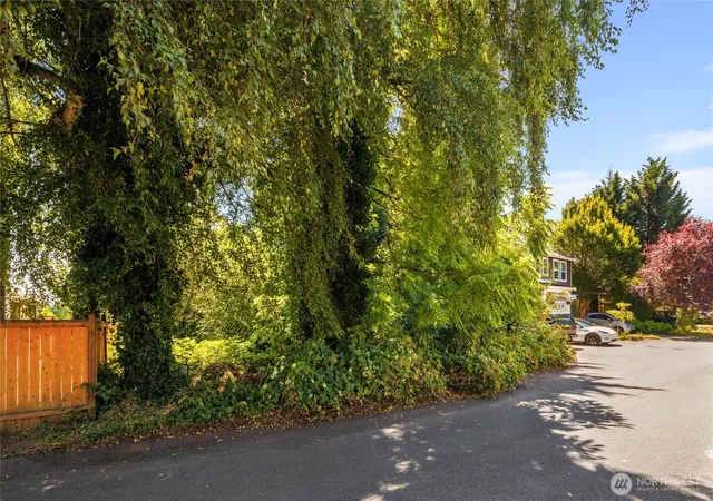 Land for sale at 315 Lind Ave NW, Renton, WA 98057 | MLS# NWM2542545