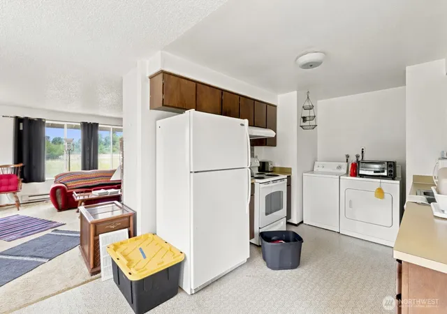 Photo 3 of Sale Pending at 5305 Waldrick Rd SE, Olympia, WA 98501 | MLS# NWM2542562 | Listing updated on 2026-09-30