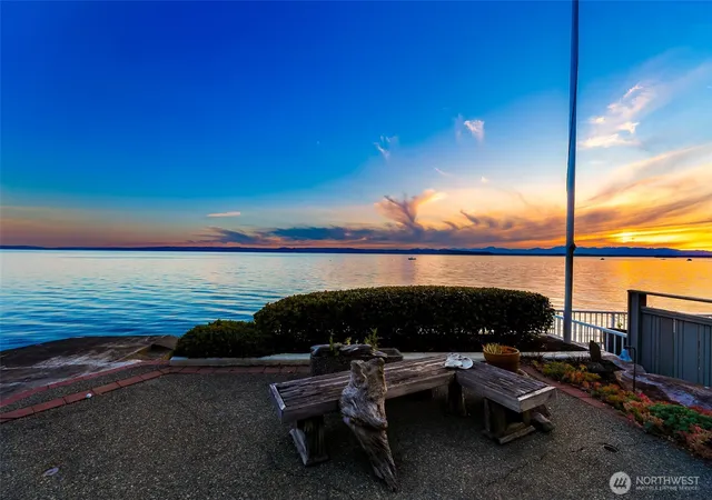 Photo 2 of Single family home for sale at 13029 Standring Ln Sw, Burien, WA 98146 | MLS# NWM2542598 | Listing updated on 2026-10-01