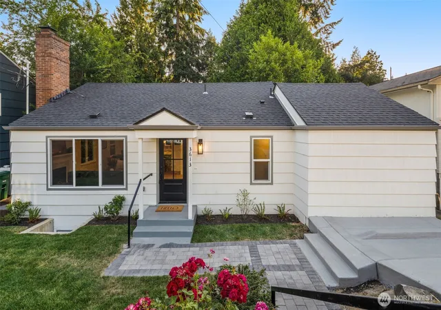 Photo 1 of Single family home for sale at 3613 40th Avenue W, Seattle, WA 98199 | MLS# NWM2542605 | Listing updated on 2026-09-24