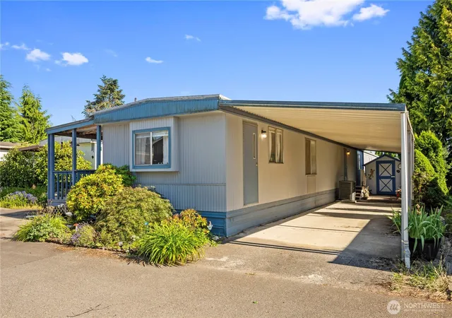 Photo 1 of Manufactured home for sale at 16600 25th Avenue Ne #75, Marysville, WA 98270 | MLS# NWM2542683 | Listing updated on 2026-09-22