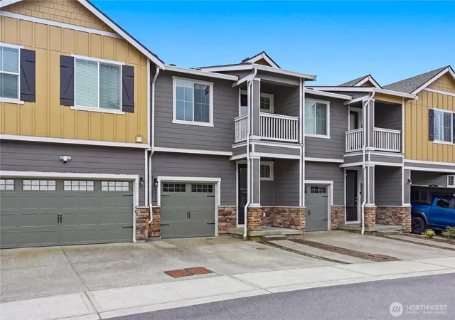 Photo 1 of Townhouse for sale at 8405 Gilman Way, Arlington, WA 98223 | MLS# NWM2542712 | Listing updated on 2026-09-22