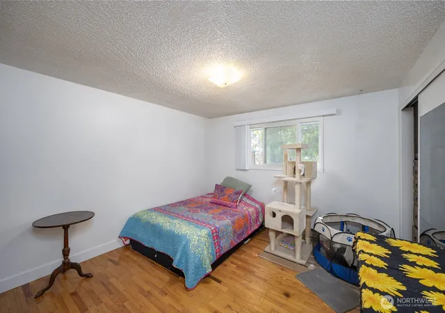 Photo 4 of Single family home for sale at 1228 E Lake St, Medical Lake, WA 99022 | MLS# NWM2542717 | Listing updated on 2026-09-22