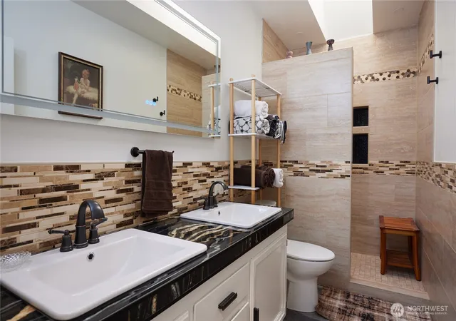 Photo 3 of Single family home for sale at 513 SE Highland Park Dr, College Place, WA 99324 | MLS# NWM2542795 | Listing updated on 2026-10-02