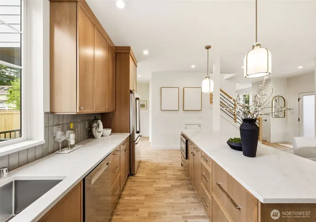 Photo 1 of Contingent at 315 Se Andrews St, Issaquah, WA 98027 | MLS# NWM2542832 | Listing updated on 2026-09-22