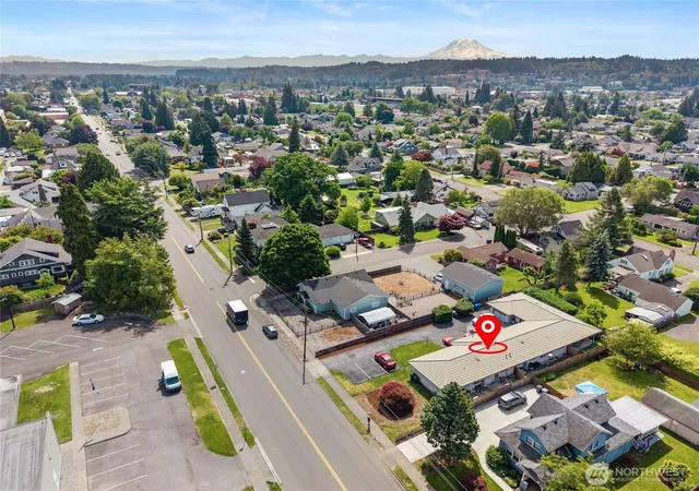 Multi family home for sale at 1010 W Pioneer, Puyallup, WA 98371 | MLS# NWM2542836