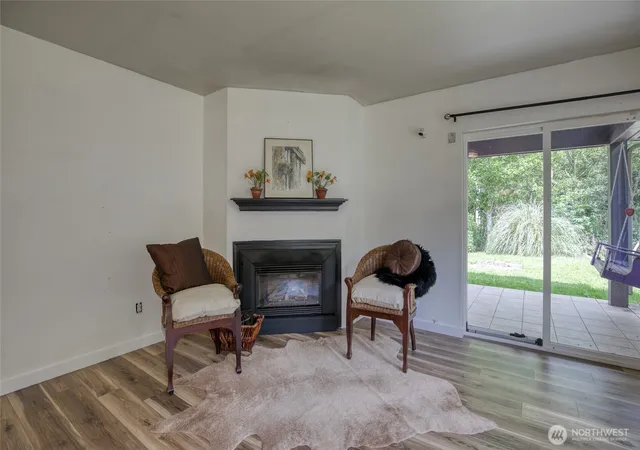 Photo 4 of Single family home for sale at 1505 Glen Ct, Aberdeen, WA 98520 | MLS# NWM2542892 | Listing updated on 2026-09-28