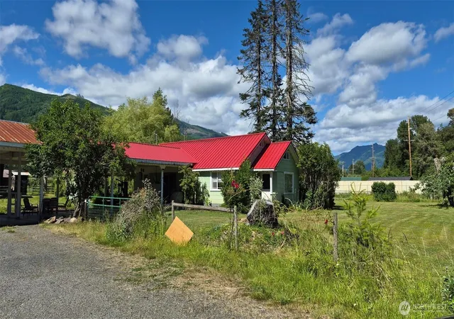 Photo 2 of Single family home for sale at 133 Frost Crk Rd, Glenoma, WA 98336 | MLS# NWM2542899 | Listing updated on 2026-09-22