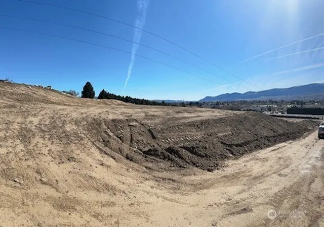 Photo 3 of Land for sale at 8888 8th Street Ne, East Wenatchee, WA 98802 | MLS# NWM2542920 | Listing updated on 2026-09-22