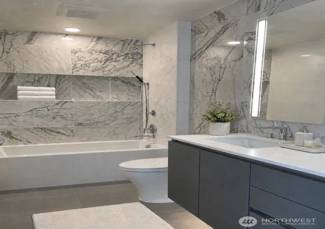 Photo 4 of Condo for sale at 2510 6th Avenue #501, Seattle, WA 98121 | MLS# NWM2542950 | Listing updated on 2026-10-01