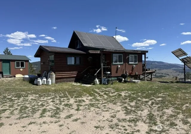Photo 2 of Single family home for sale at 132 W Cayuse Mtn Rd, Tonasket, WA 98855 | MLS# NWM2542984 | Listing updated on 2026-09-22