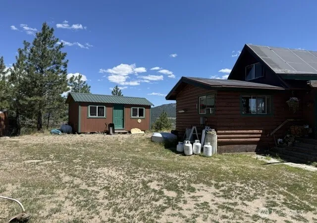 Photo 3 of Single family home for sale at 132 W Cayuse Mtn Rd, Tonasket, WA 98855 | MLS# NWM2542984 | Listing updated on 2026-09-22
