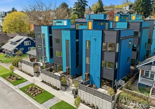 Photo 3 of Single family home for sale at 4517 35th Avenue S #A, Seattle, WA 98118 | MLS# NWM2543020 | Listing updated on 2026-09-30