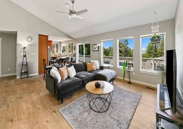 Photo 3 of Condo for sale at 27917 10th Avenue S, Des Moines, WA 98198 | MLS# NWM2543029 | Listing updated on 2026-09-22