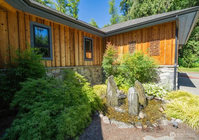 Photo 3 of Single family home for sale at 7335 Meridian Rd Se, Olympia, WA 98513 | MLS# NWM2543030 | Listing updated on 2026-10-01