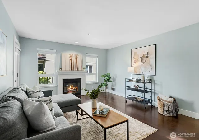 Photo 3 of Condo for sale at 1711 E Olive Way #314, Seattle, WA 98102 | MLS# NWM2543045 | Listing updated on 2026-09-22