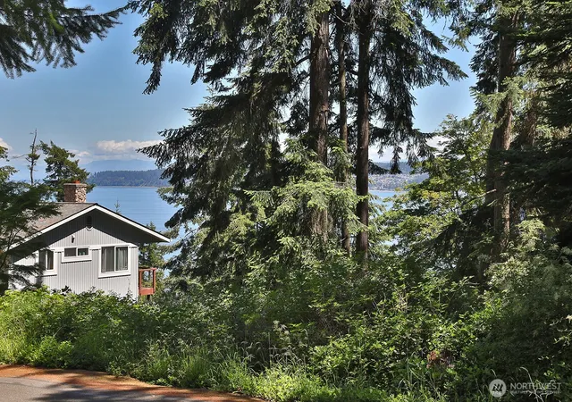 Photo 3 of Land for sale at 0 Belvedere Pl, Coupeville, WA 98239 | MLS# NWM2543082 | Listing updated on 2026-09-22