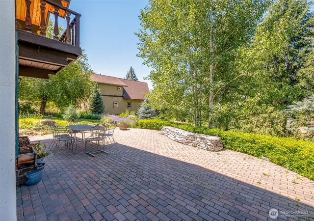 Photo 3 of Single family home for sale at 9724 Dye Rd, Leavenworth, WA 98826 | MLS# NWM2543105 | Listing updated on 2026-09-22
