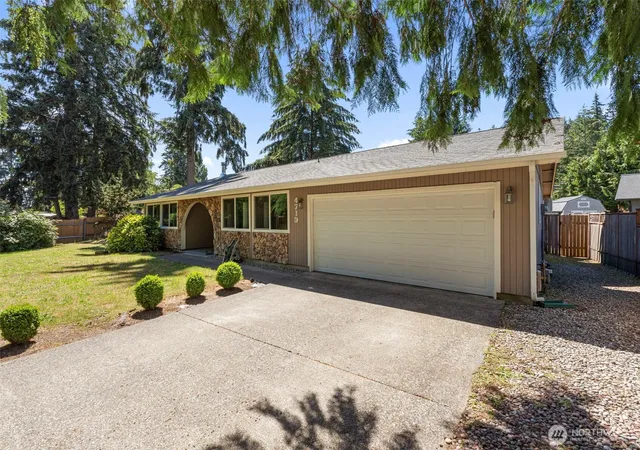 Photo 3 of Single family home for sale at 4719 Ridgemont Ct SE, Olympia, WA 98513 | MLS# NWM2543108 | Listing updated on 2026-10-01