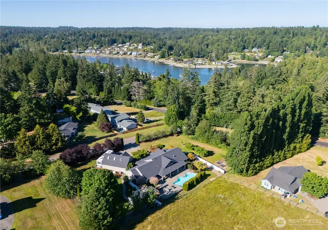 Photo 3 of Sale Pending at 5604 33rd Street Ct NW, Gig Harbor, WA 98335 | MLS# NWM2543131 | Listing updated on 2026-09-30