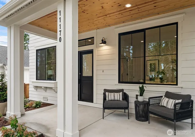 Photo 2 of Condo for sale at 11170 Ne (hs 24) 134th Ct, Redmond, WA 98052 | MLS# NWM2543137 | Listing updated on 2026-09-25
