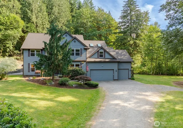 Photo 2 of Single family home for sale at 10930 Kelly Rd Ne, Carnation, WA 98014 | MLS# NWM2543154 | Listing updated on 2026-10-02