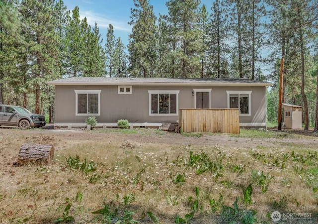Photo 1 of Manufactured home for sale at 2 Boardman Way, Goldendale, WA 98620 | MLS# NWM2543163 | Listing updated on 2026-09-29