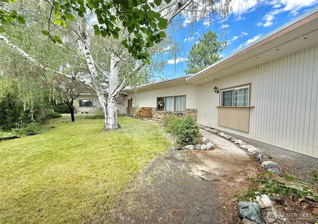 Photo 4 of Single family home for sale at 63 Kermal Rd, Omak, WA 98841 | MLS# NWM2543168 | Listing updated on 2026-09-22