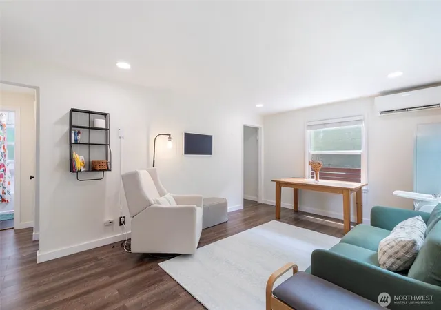Photo 4 of Single family home for sale at 9440 35th Avenue SW, Seattle, WA 98126 | MLS# NWM2543232 | Listing updated on 2026-10-08
