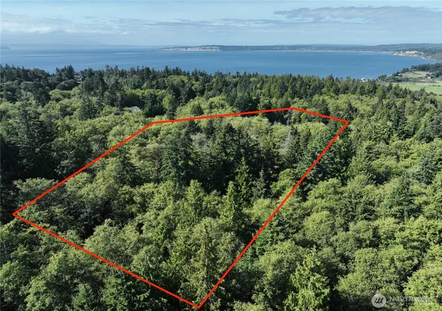 Photo 1 of Land for sale at 0 Leroy Cir, Clinton, WA 98236 | MLS# NWM2543238 | Listing updated on 2026-09-22